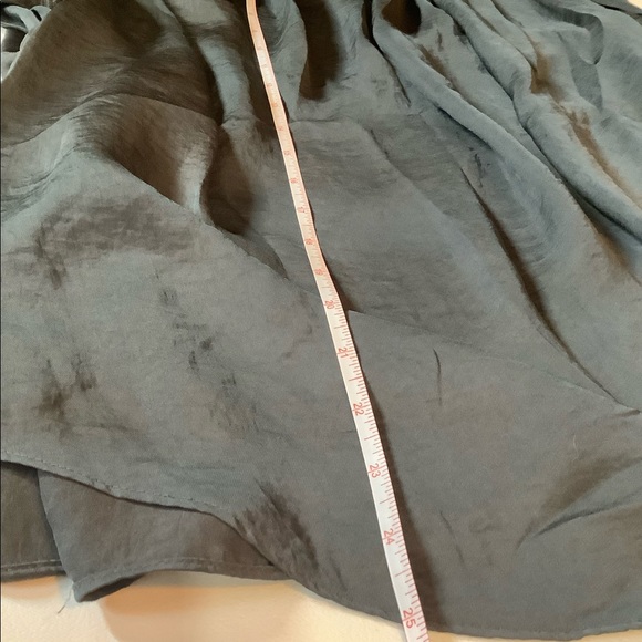 Violet & Claire Flowy Pleated Gray Dress Top 1X - Picture 7 of 13